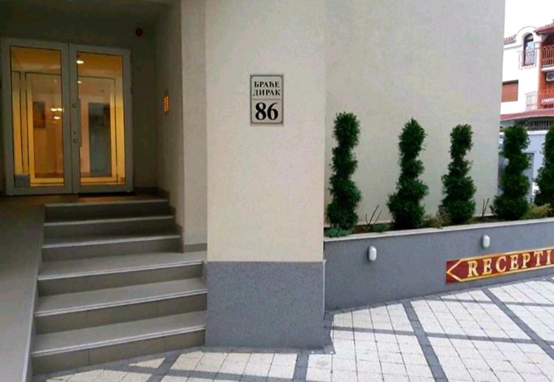 Royalwings Apartman Jagodina Exterior foto