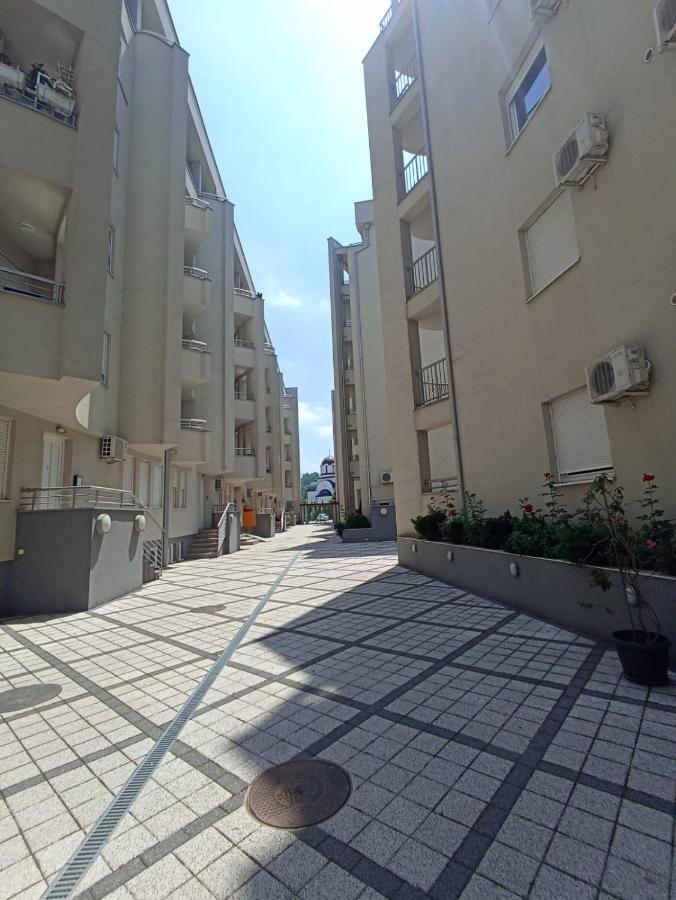 Royalwings Apartman Jagodina Exterior foto